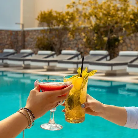 Sellada 4* Perissa (Santorini)