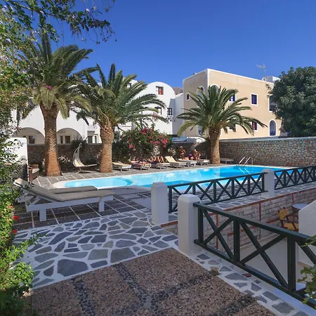 Otel Sellada Perissa (Santorini)